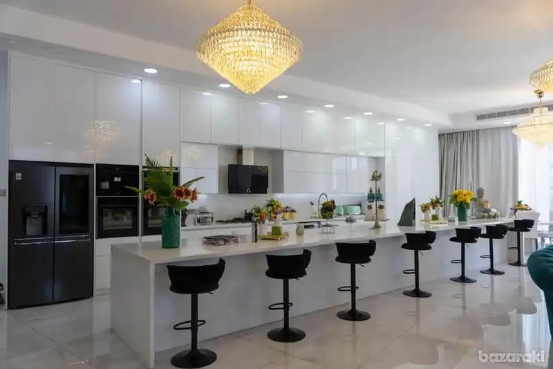 7-bedroom villa to rent