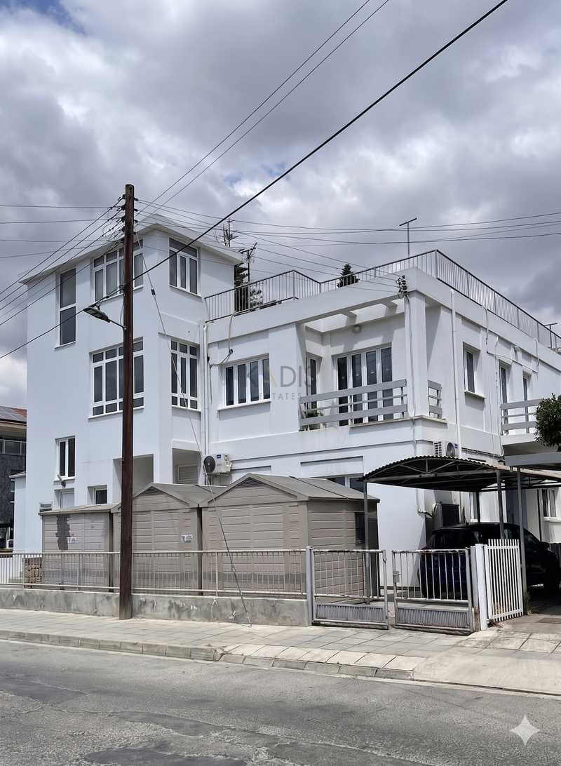 Commercial building in strovolos - acropolis