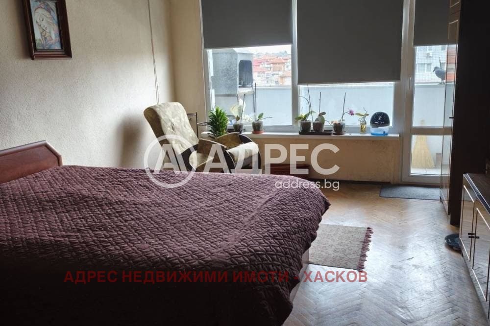 Продава 3-СТАЕН град Хасково, Орфей