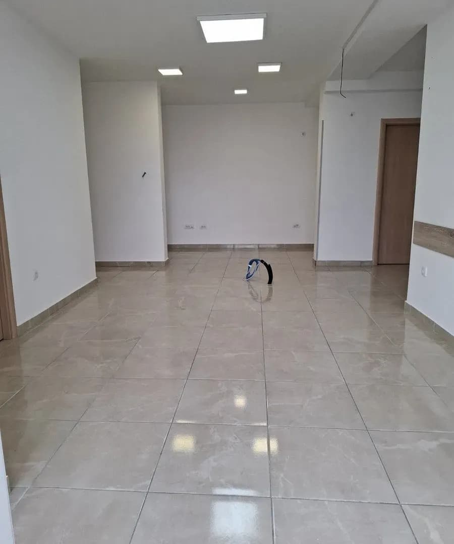 Prodaja, stan 78 m2, Ruma