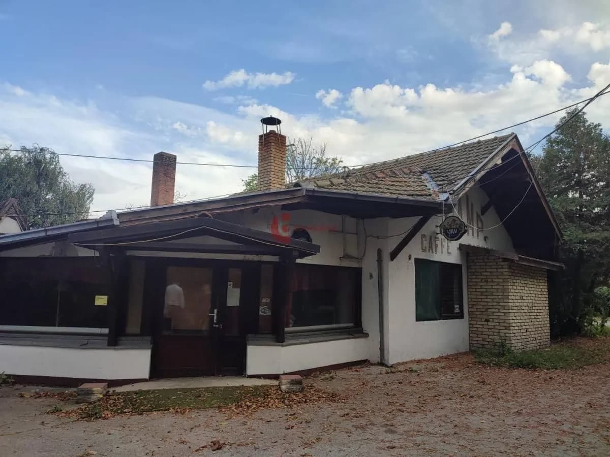 Prodaje se poslovni prostor