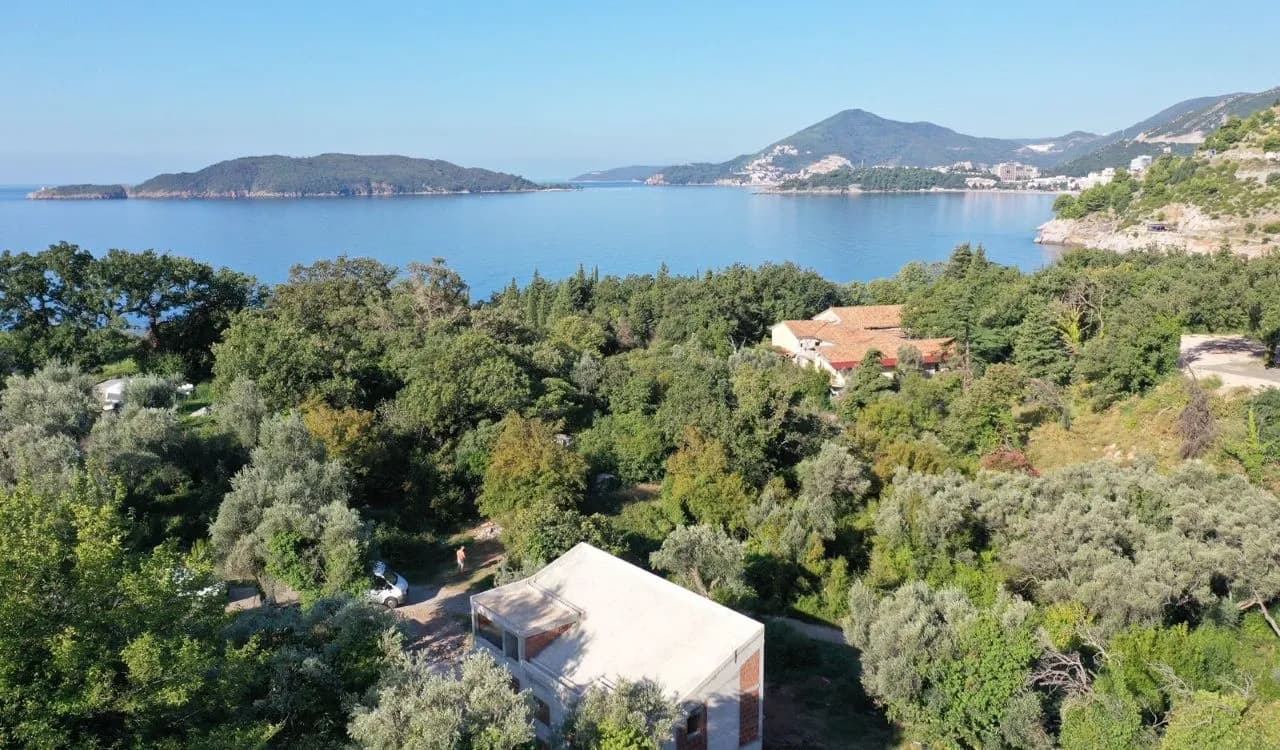 Budva, Kamenovo – Građevinsko zemljište za vilu na prodaju