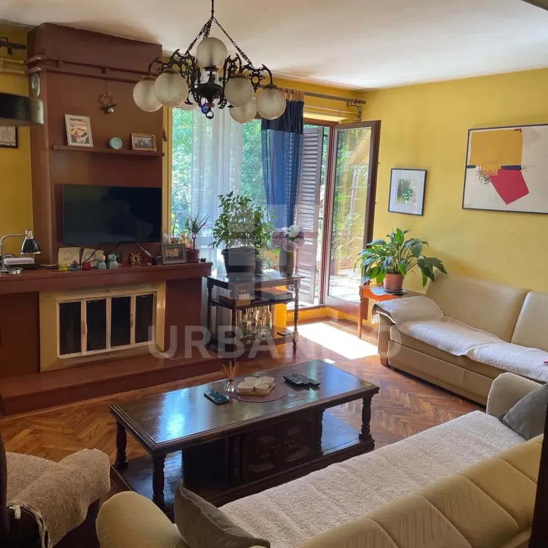 Prodaja, Kuća ili Vila, 220m2, Centar, Cetinje