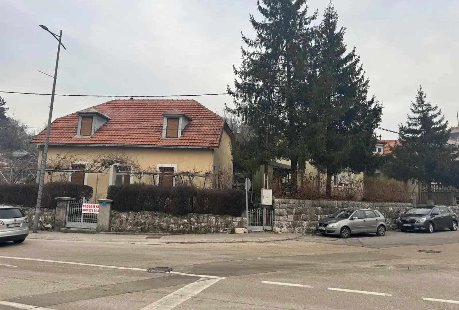 Prodaja, Kuća ili Vila, 150m2, Cetinje