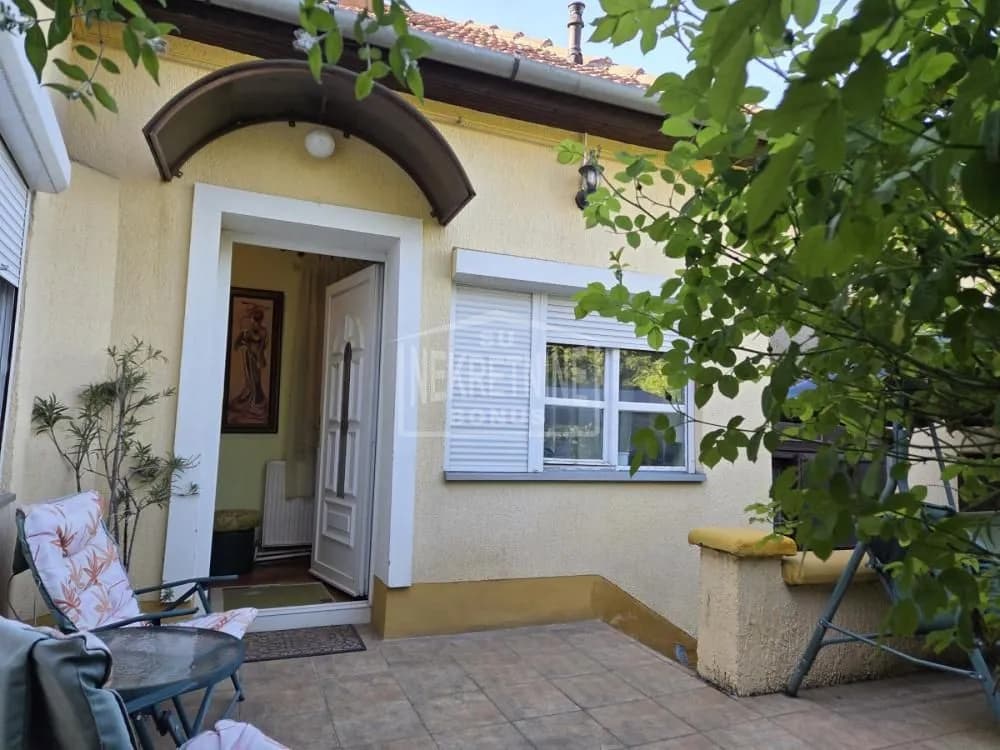 Prodaja, kuća 190 m2, Kertvaroš, Subotica, Severno-Bački Okrug