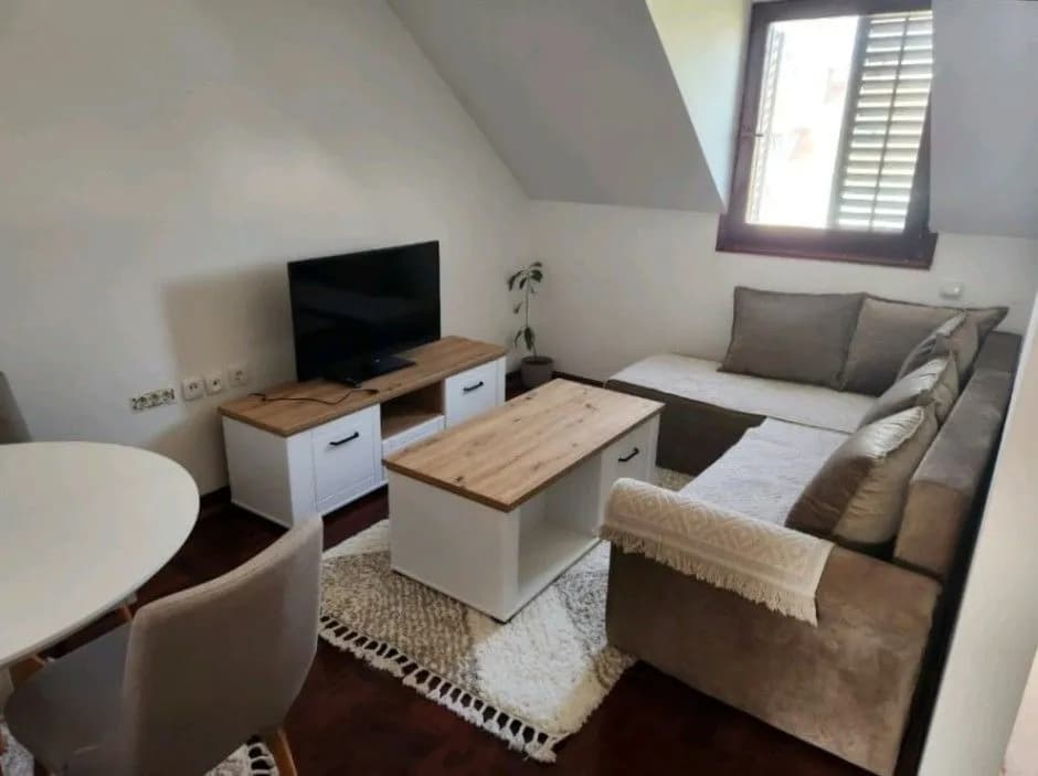 Prodaja, Stan, 57m2, Stara varoš, Nikšić