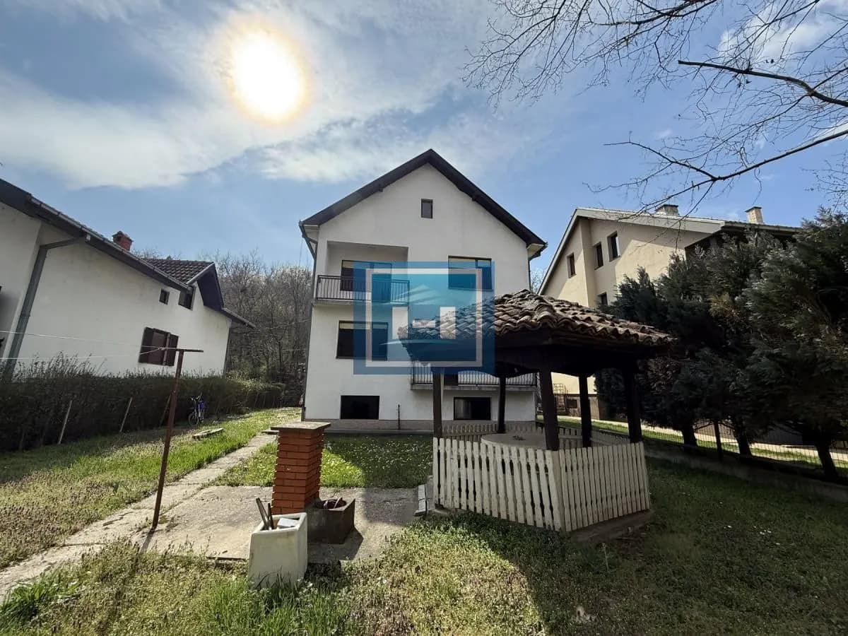 Stvorite dom po svojoj meri – kuća sa prostorom za sve generacije