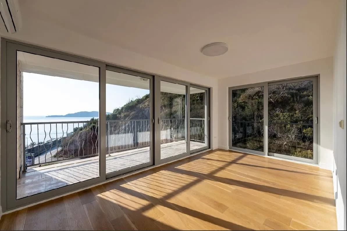 Prodaja, Stan, 160m2, Pržno, Budva