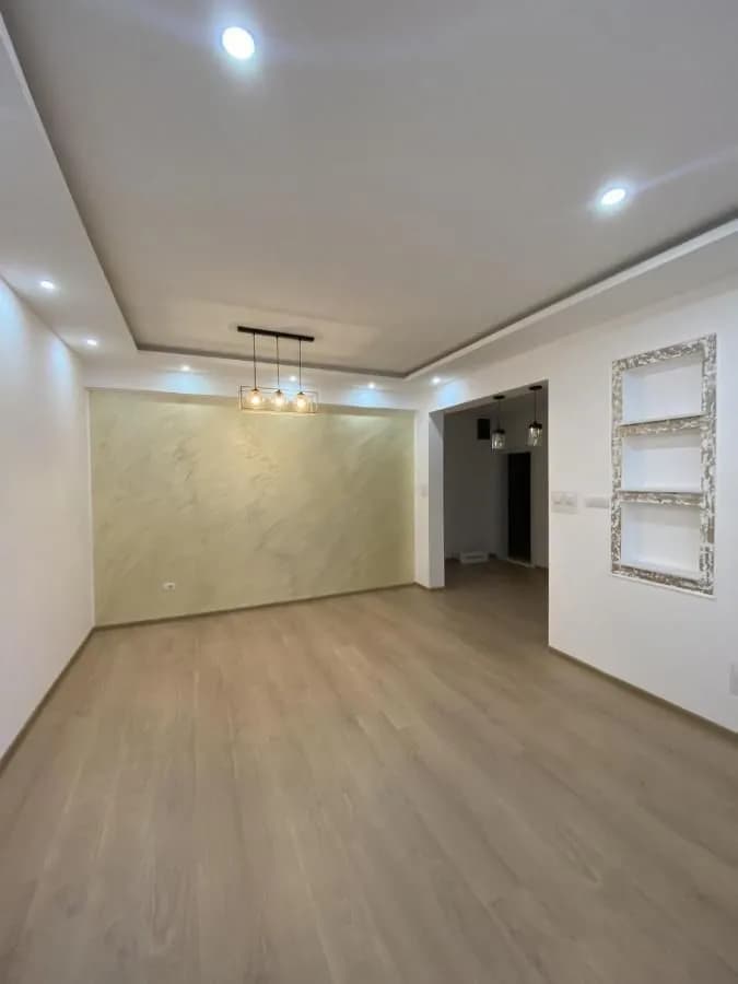 Kikinda - trosoban stan u mirnom delu grada - 64m2 - 70000 eura