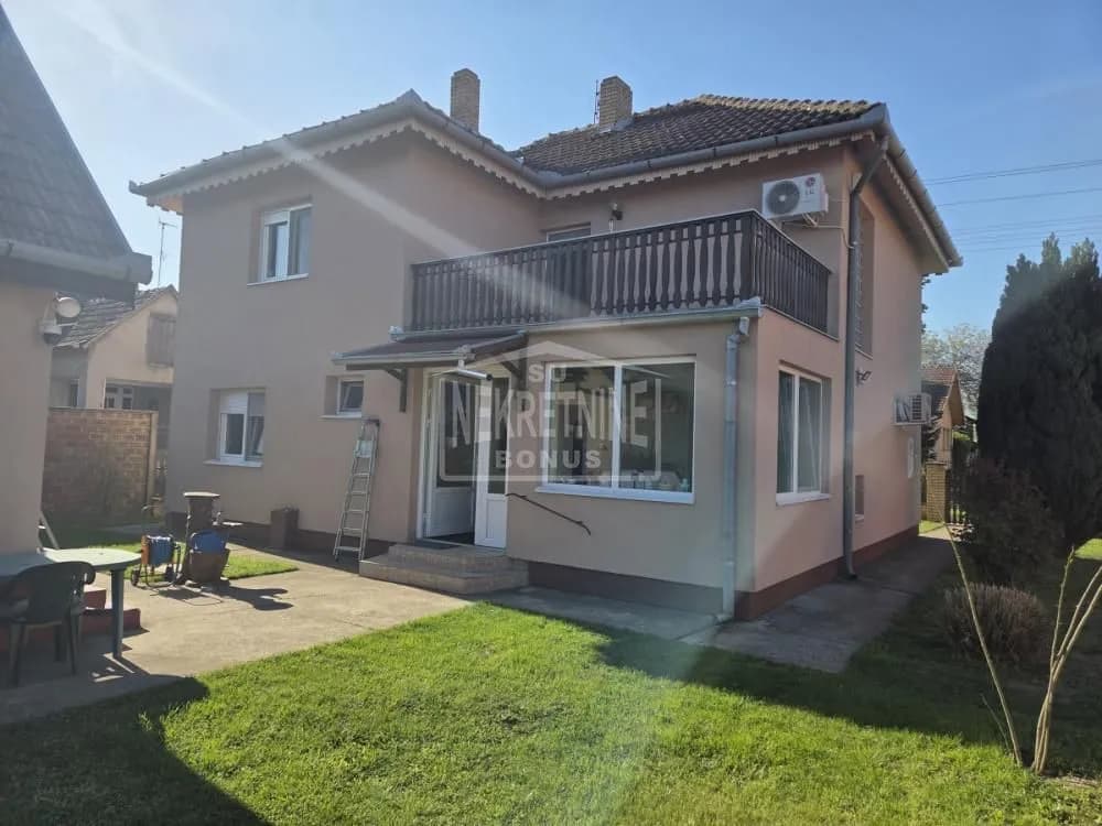 Prodaja, kuća 180 m2, Bajmok, Subotica, Severno-Bački Okrug