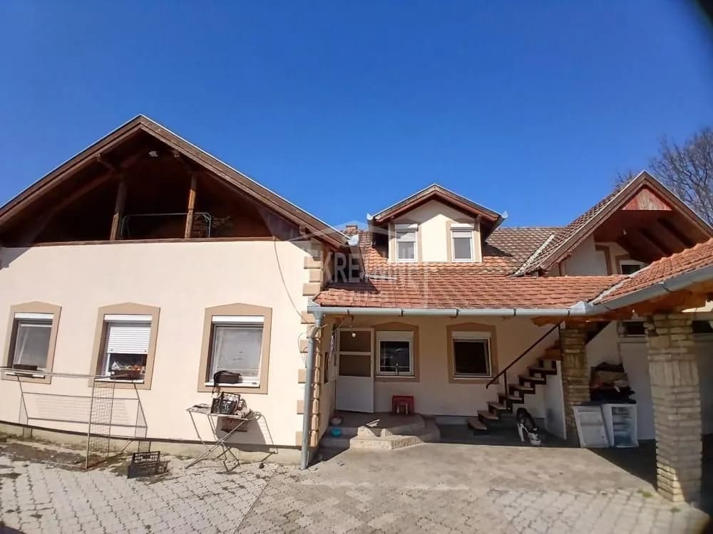 Prodaja, kuća 220 m2, Dudova Šuma, Subotica, Severno-Bački Okrug