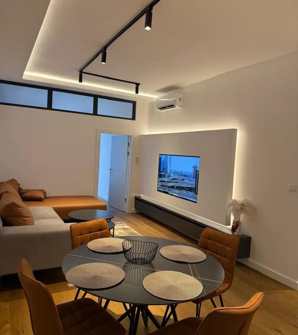 Prodaja, Stan, 77m2, Soho City, Bar