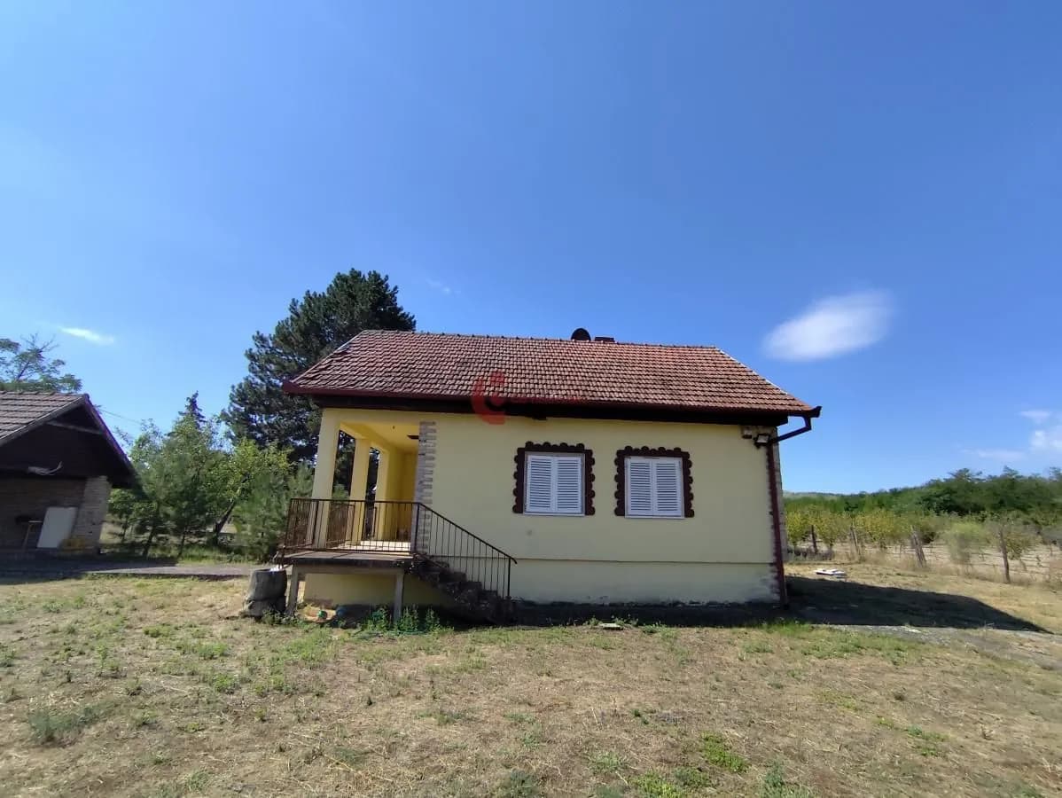 Vikend kuća na Kelebiji