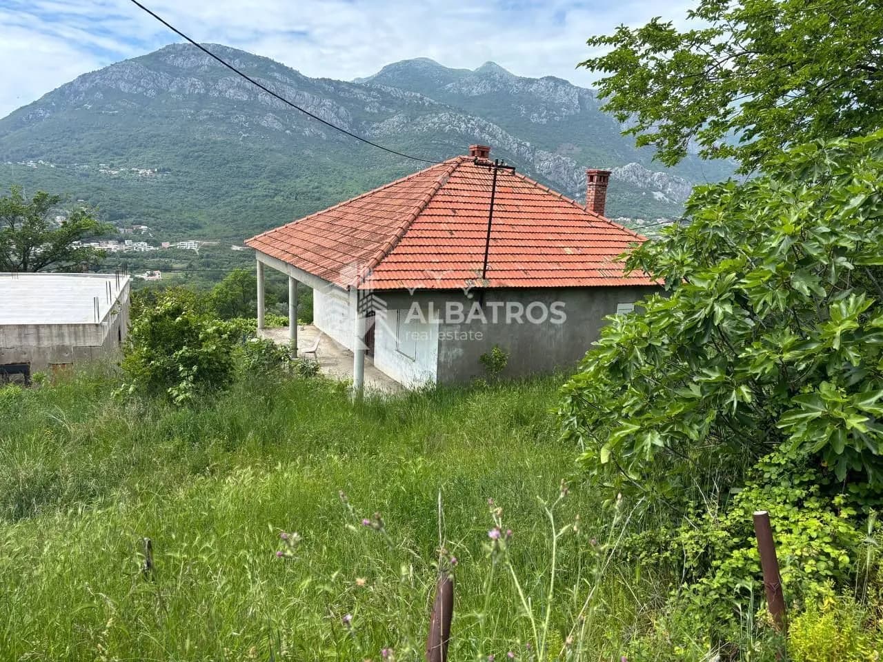 Kuća za renoviranje blizu Bara