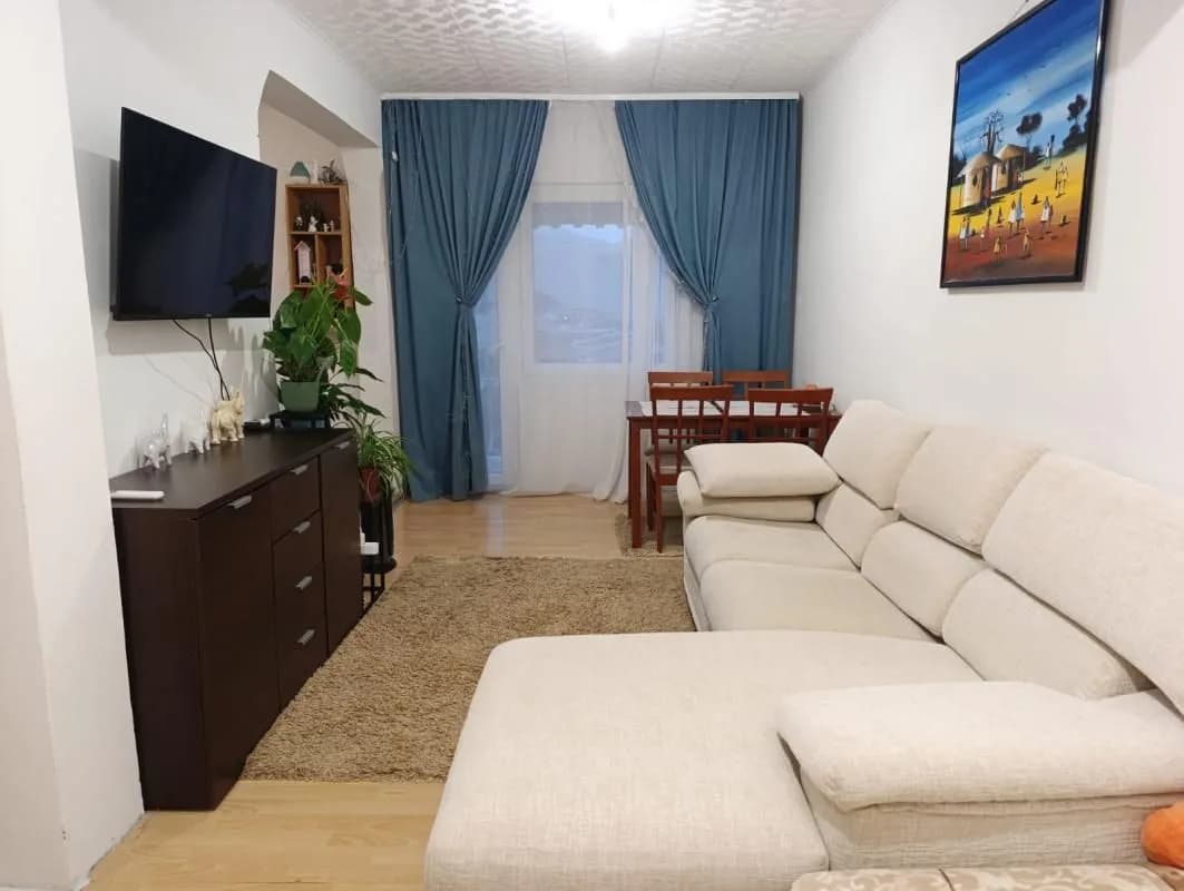 A townhouse with a plot and the possibility of increasing the area