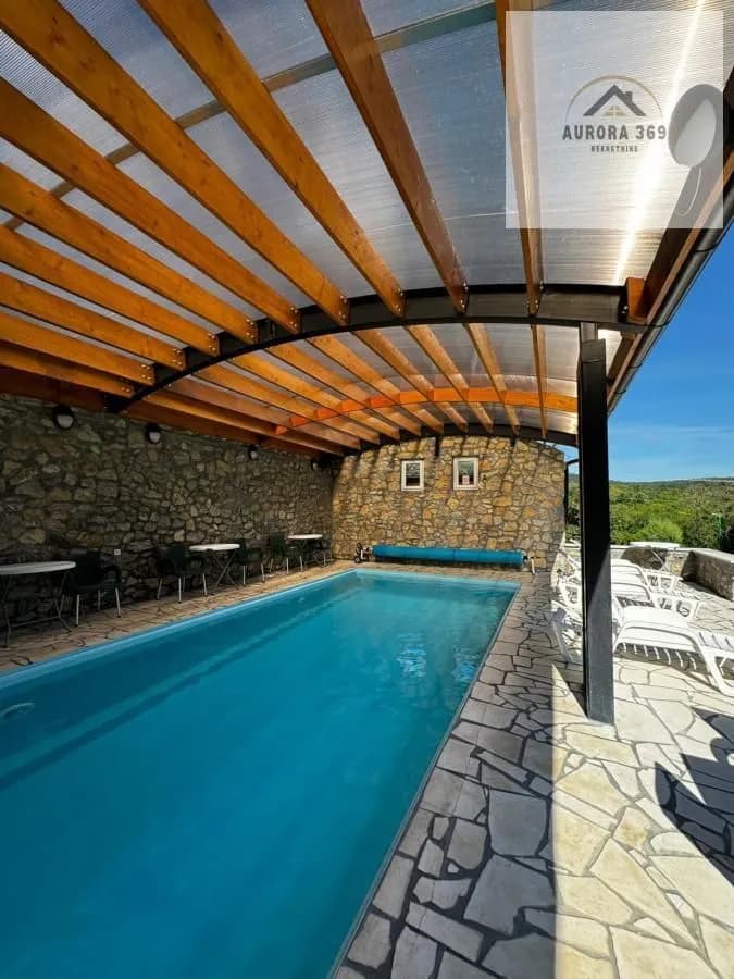 EKSKLUZIVNA PRODAJA. INVESTICIJA. FANTASTIČNO IMANJE I RAZRAĐEN BIZNIS