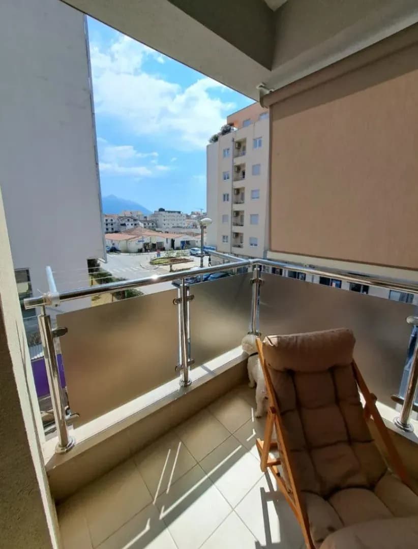 PRODAJA TROSOBAN STAN BUDVA ROZINO 