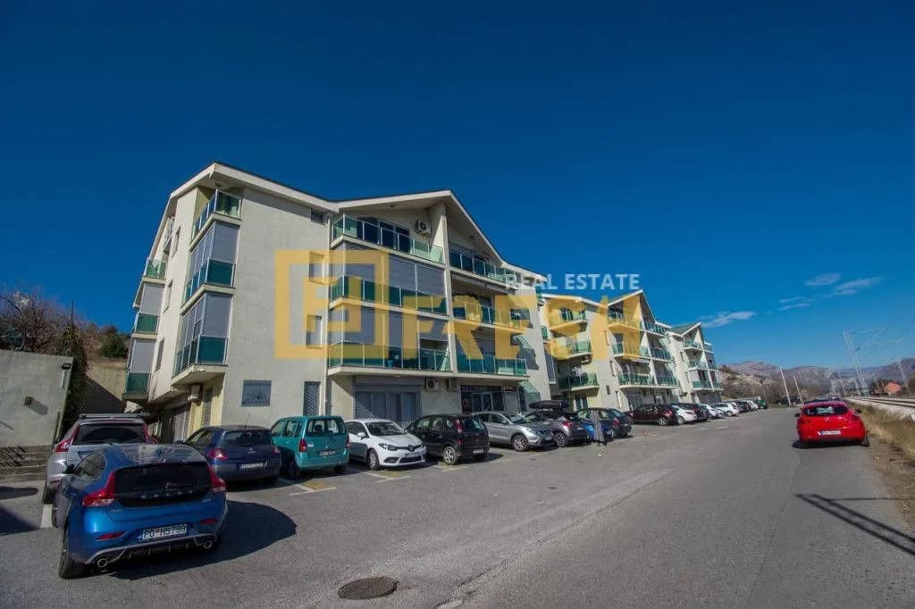 Poslovni prostor, 280m2, Gorica C, Prodaja