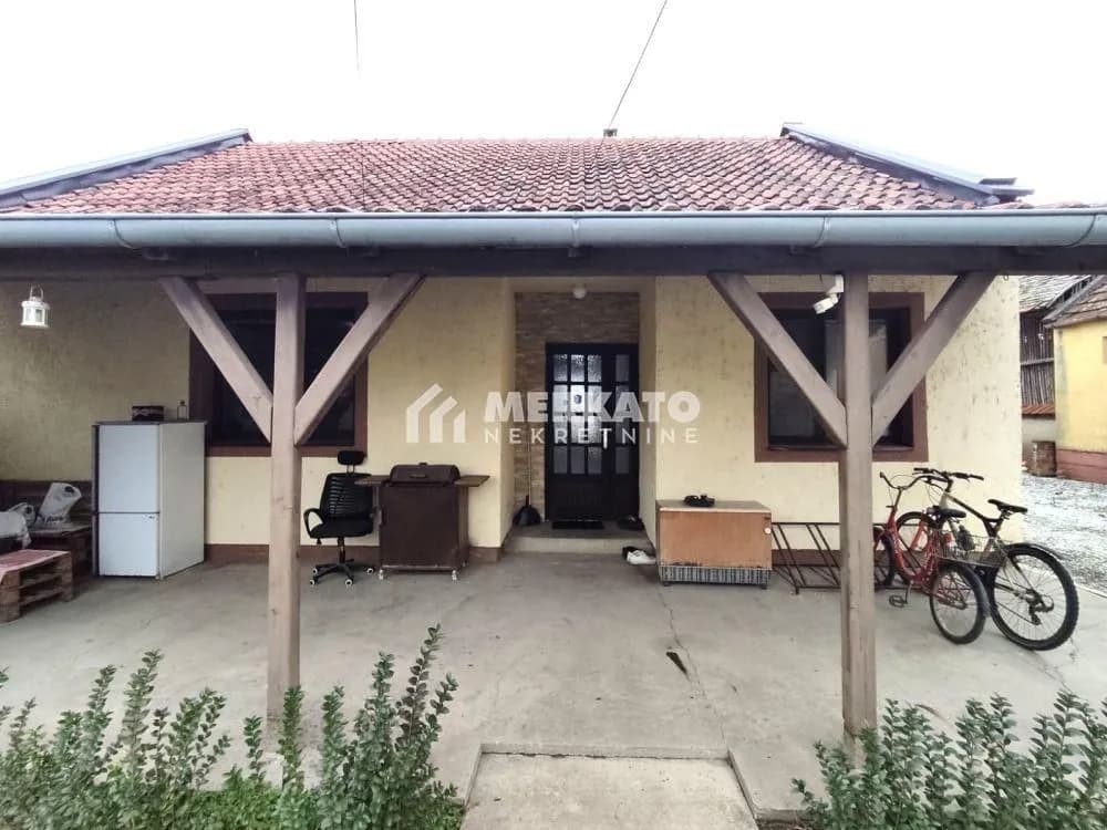 Prodaja, kuća 140 m2, Melenci, Zrenjanin, Srednje-Banatski Okrug