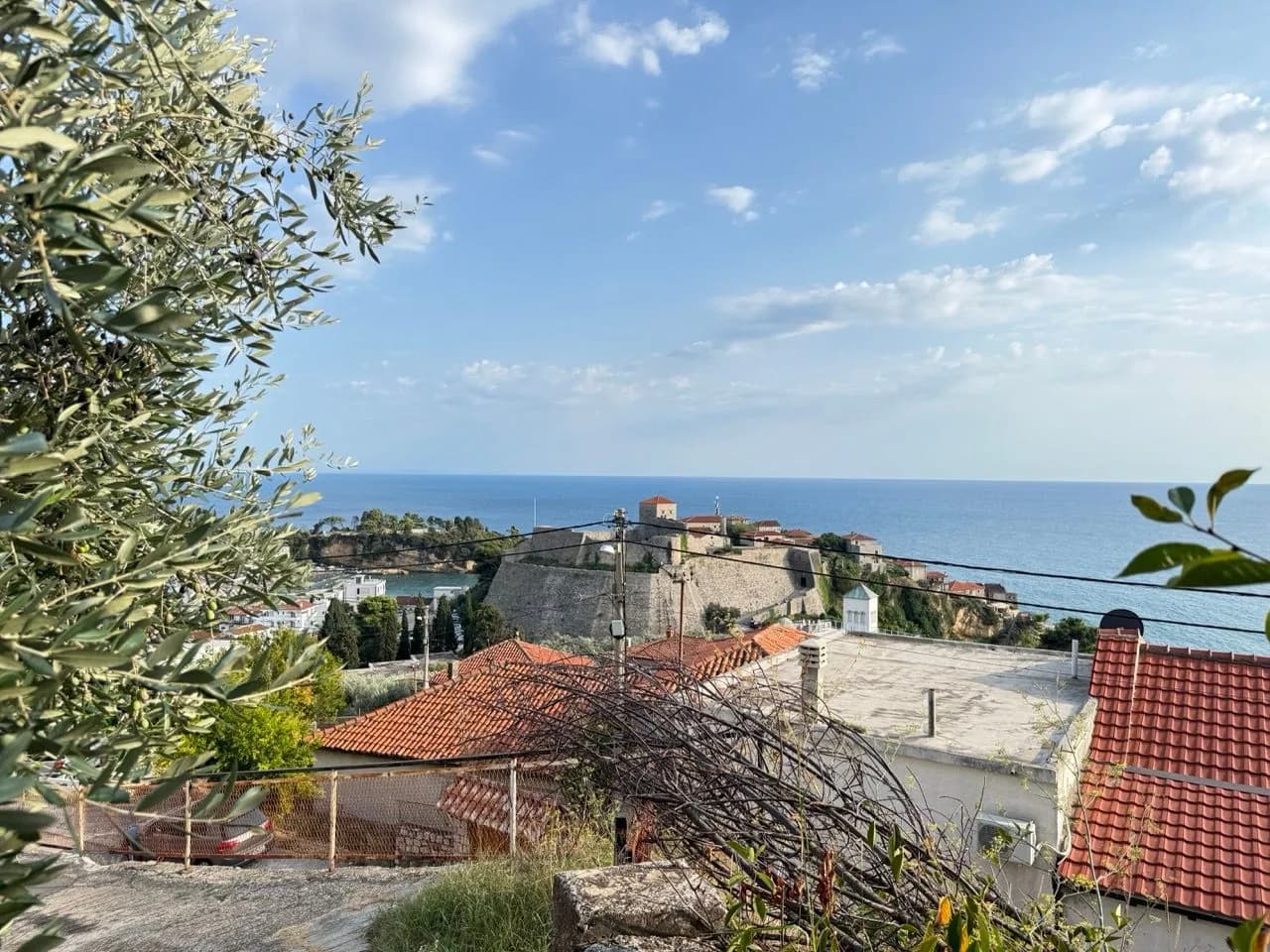 Prodaja, Kuća ili Vila, 183m2, Centar, Ulcinj