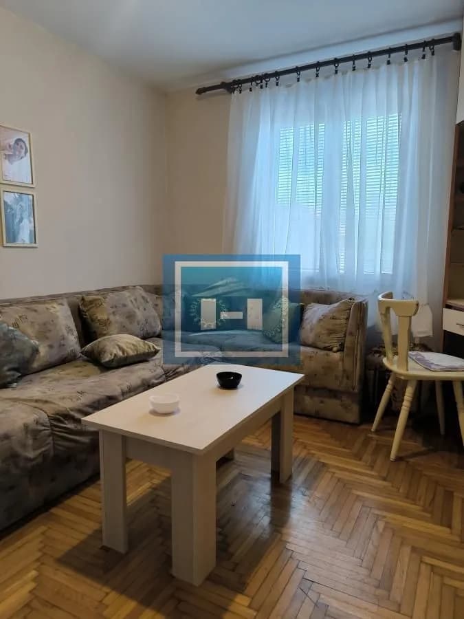 PRODAJE SE KUĆA 232 m² – BLIZINA CENTRA ĆUPRIJE!