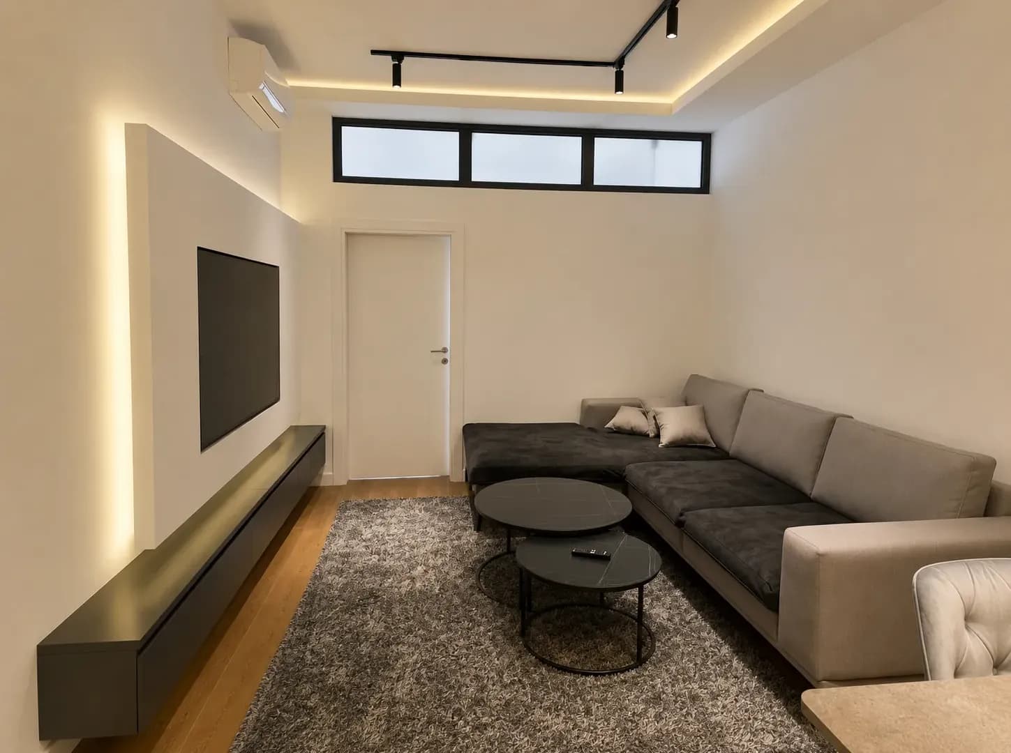 Prodaja, Stan, 78m2, Soho City, Bar