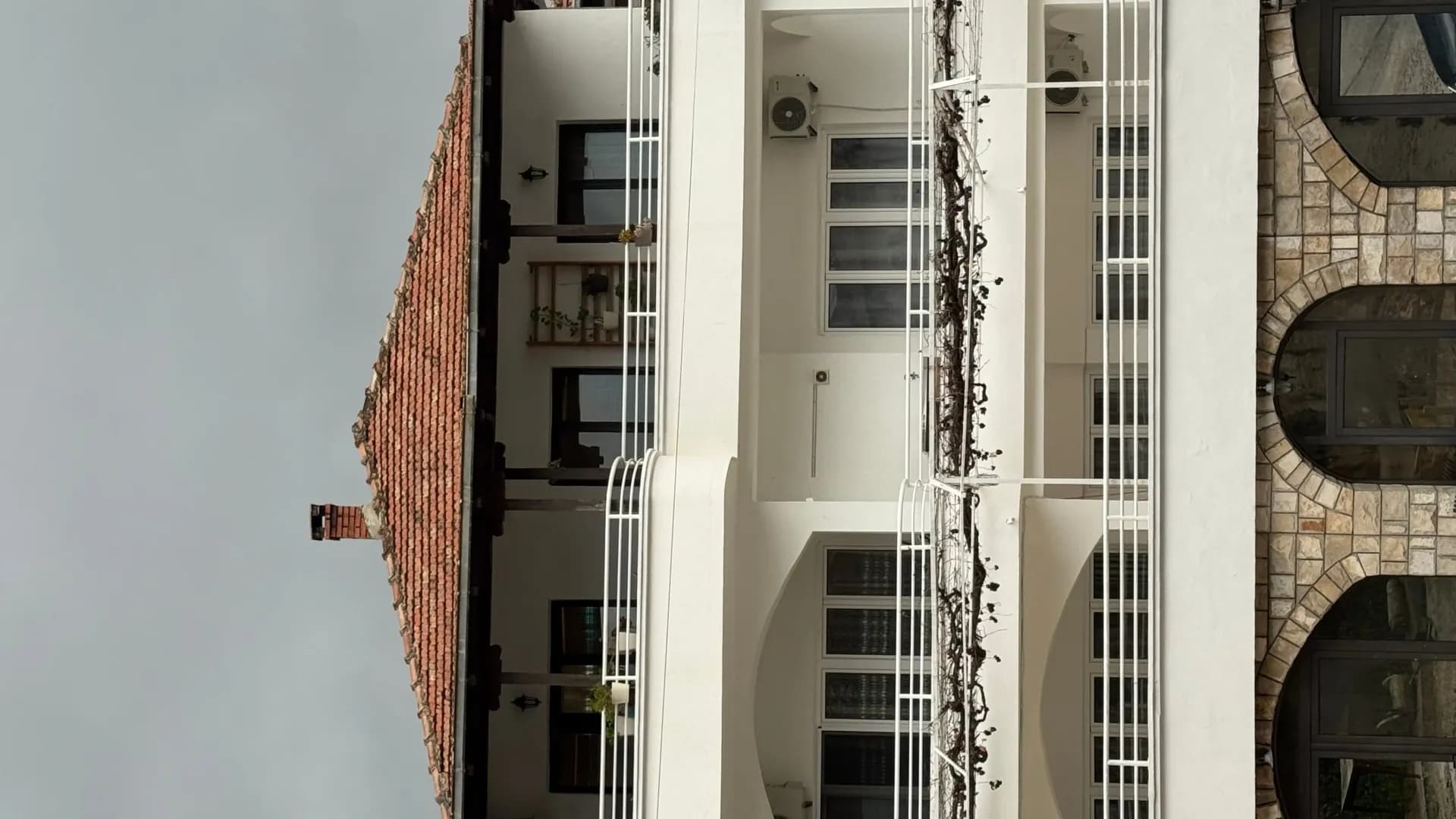 Prodaja, Kuća ili Vila, 450m2, Centar, Ulcinj