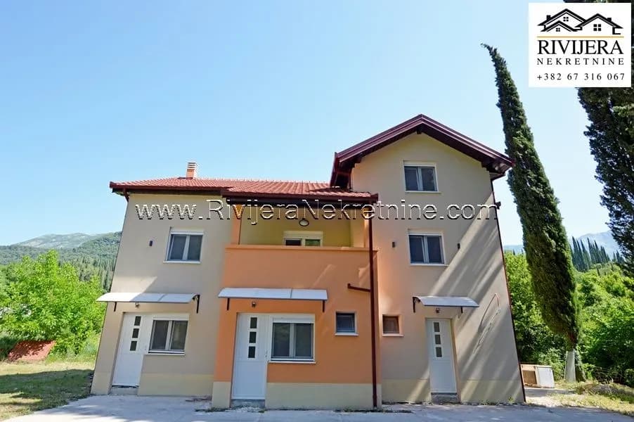Kuca sa vise stanova Sutorina Herceg Novi