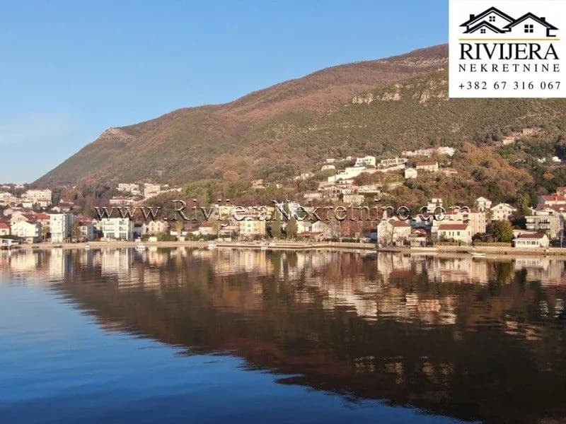 Dvosoban stan na obali mora Djenovic