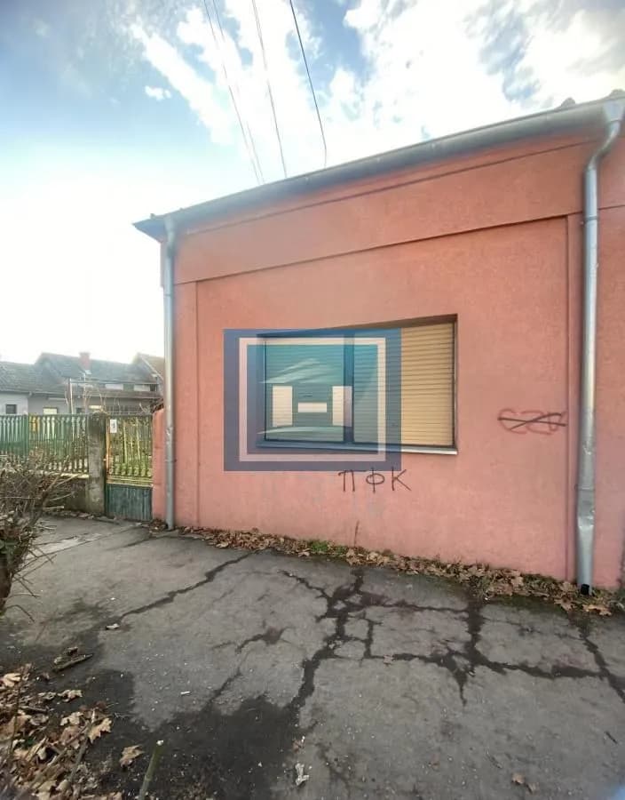 Na prodaju kuća u Ćupriji – mirna lokacija blizu Doma zdravlja