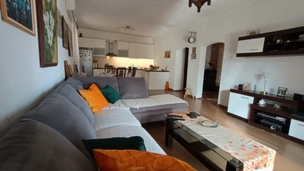 Apartment for sale with sea view in Igalo, Herceg Novi.