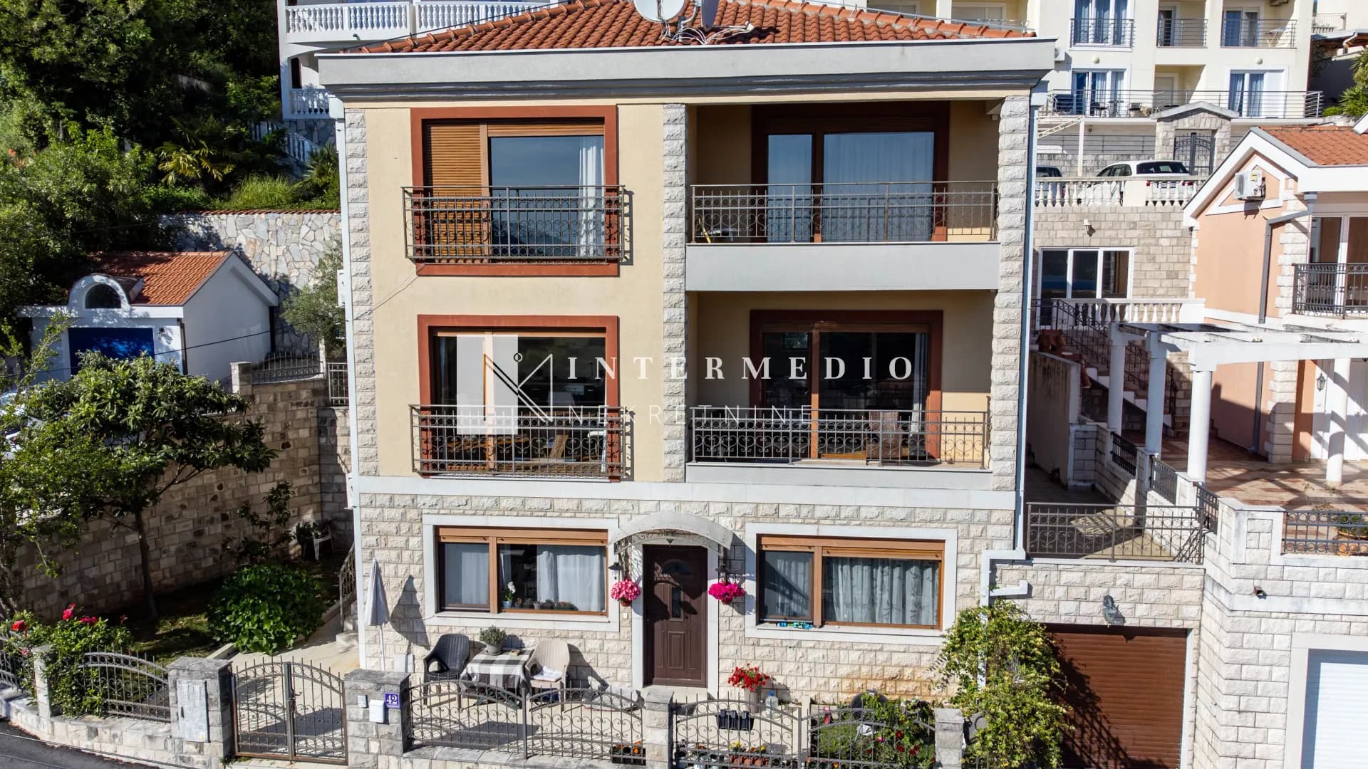Prodaja, Kuća ili Vila, 227m2, Zelenika, Herceg Novi