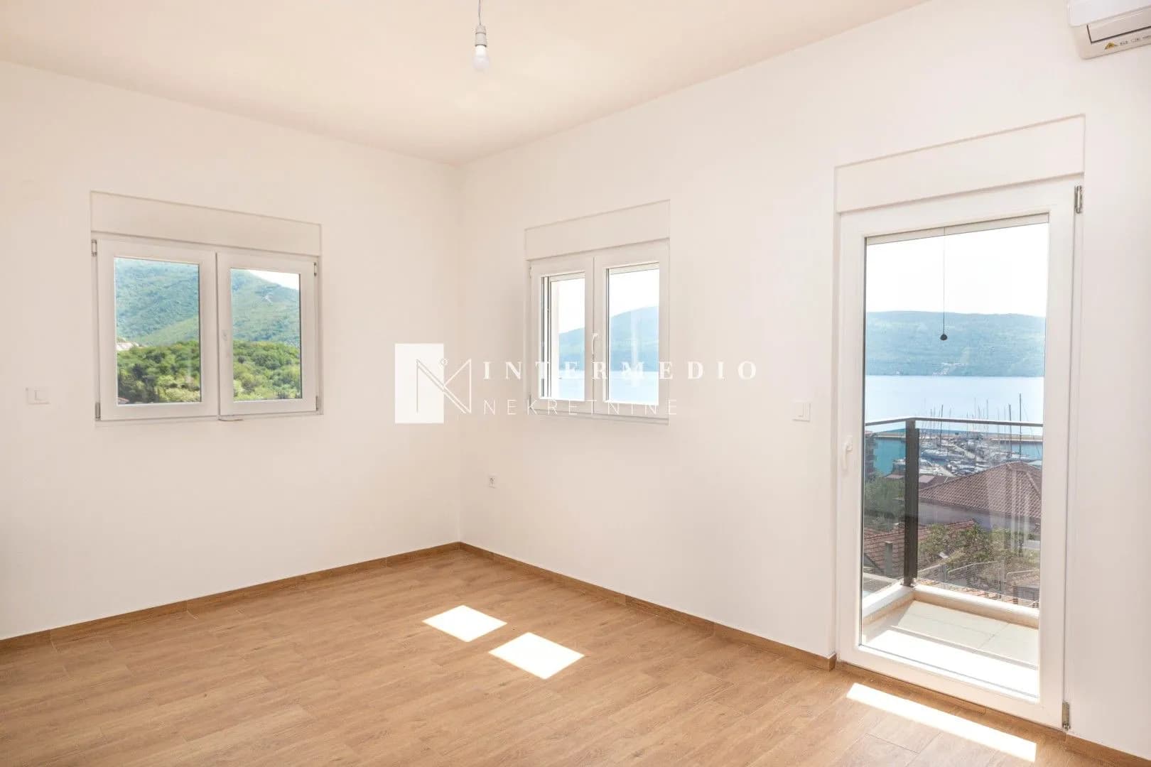 Prodaja, Stan, 45m2, Meljine, Herceg Novi