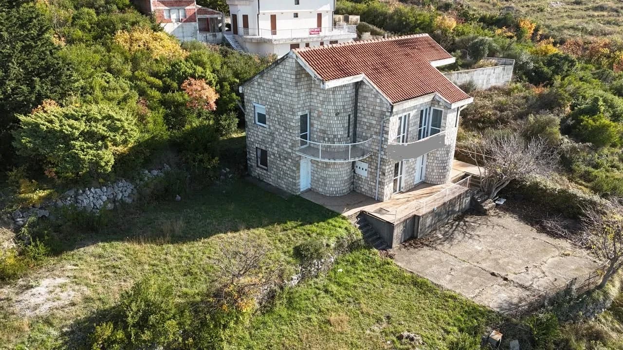 House with a Plot in a Premium Location for Renovation