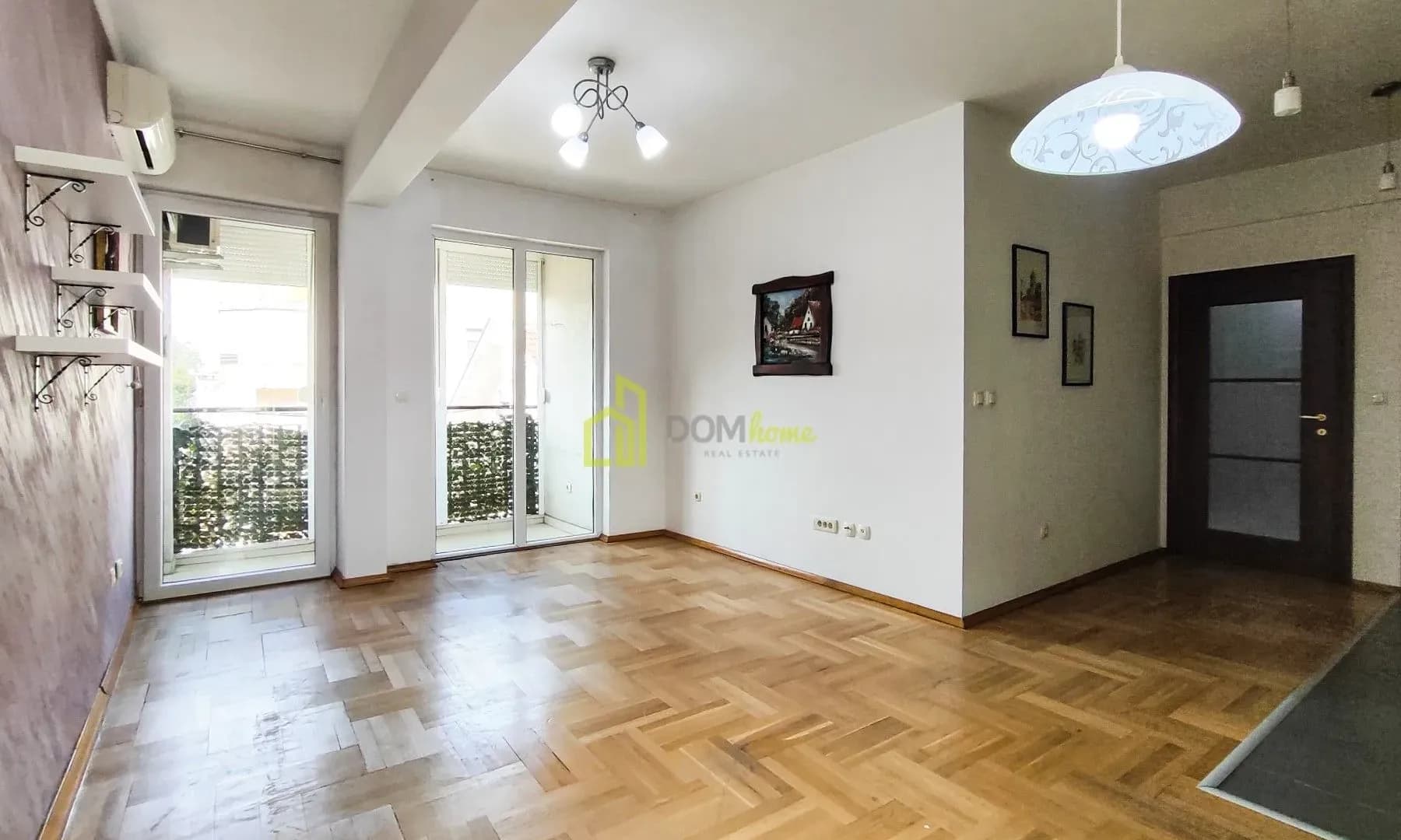 Dvosoban stan 72m², Momišići - Prodaja, Polunamješten, Klimatizovan