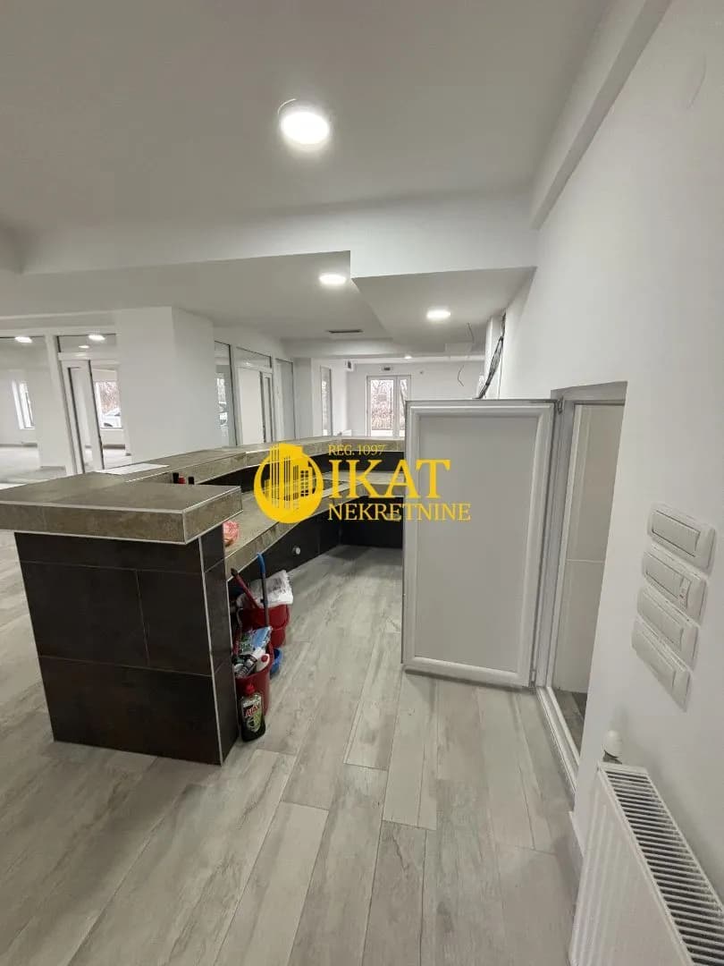 Prodaja, lokal 113 m2, Nova Pazova, Stara Pazova, Sremski Okrug