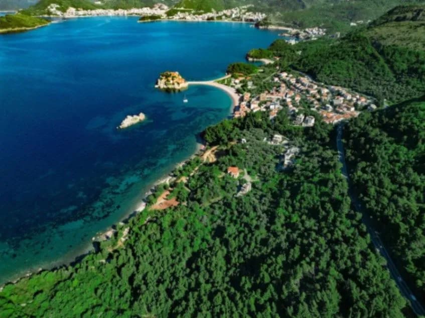 Prodaja, Zemljište, 2390m2, Sveti Stefan, Budva