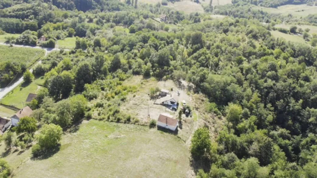 Kuća sa velikim placem kod Loznice