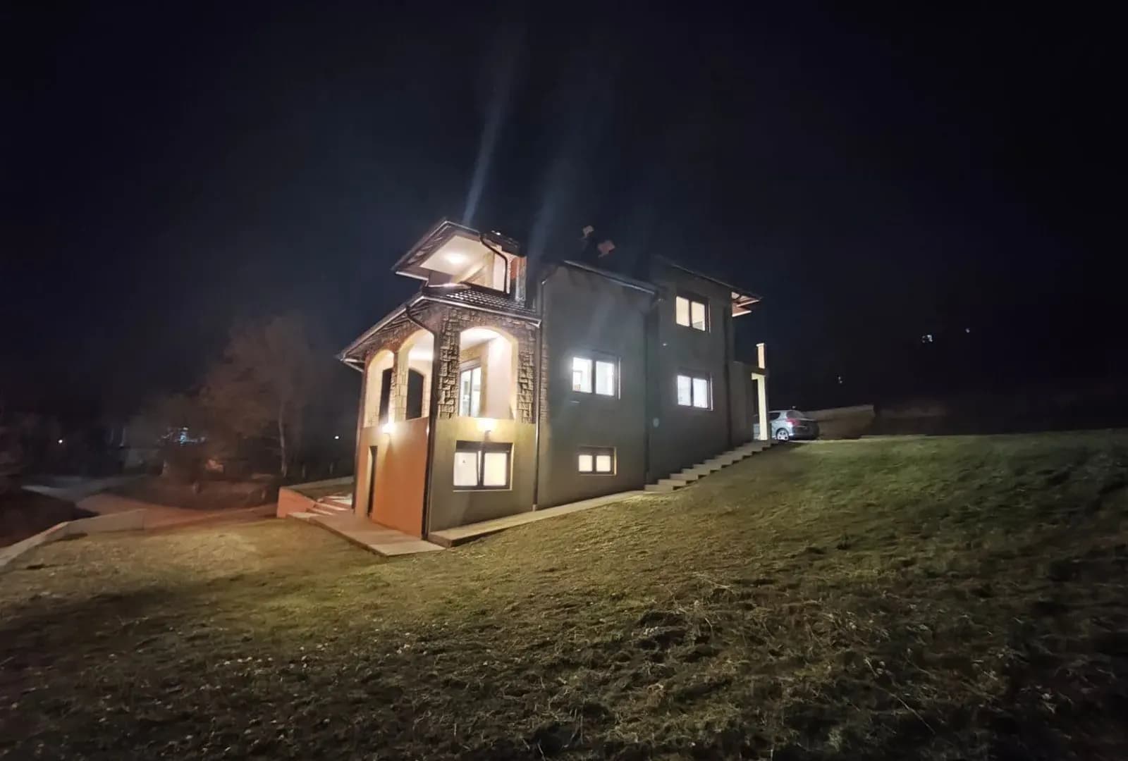 Prodaja, Kuća ili Vila, 292m2, Tršić, Loznica
