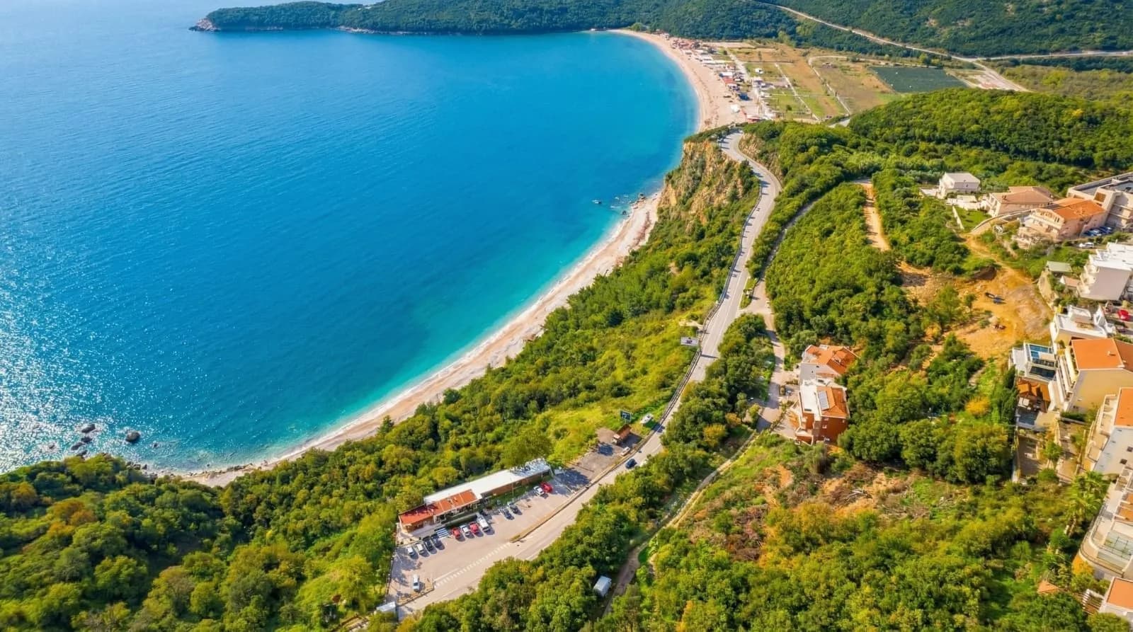 Prodaja neurbanizovanog zemljišta 500m² sa pogledom na more – Prijevor, Budva