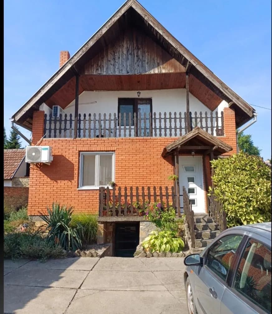 Prodaja, Kuća ili Vila, 200m2, Bajnat, Subotica