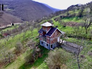 Kuća sa bazenom i pomoćnim objektom/ Goražde/ Berič nova cijena