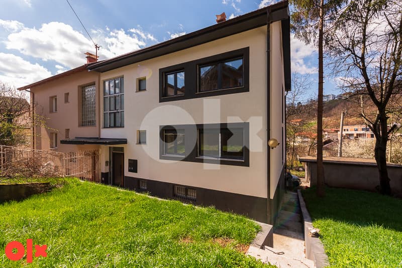 Kuća i okućnica - Sarajevo - Centar - 347m2