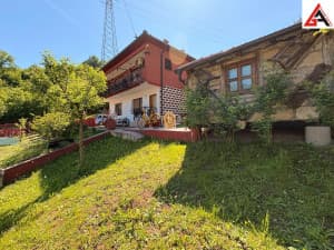 Kuća 204 m2 i 1661 m2 okućnice i 82 m2 posl. pr. - Zenica