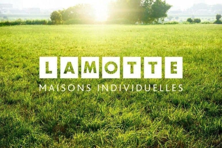 Terrain à bâtir de 697 m² à QUIMPER (29)