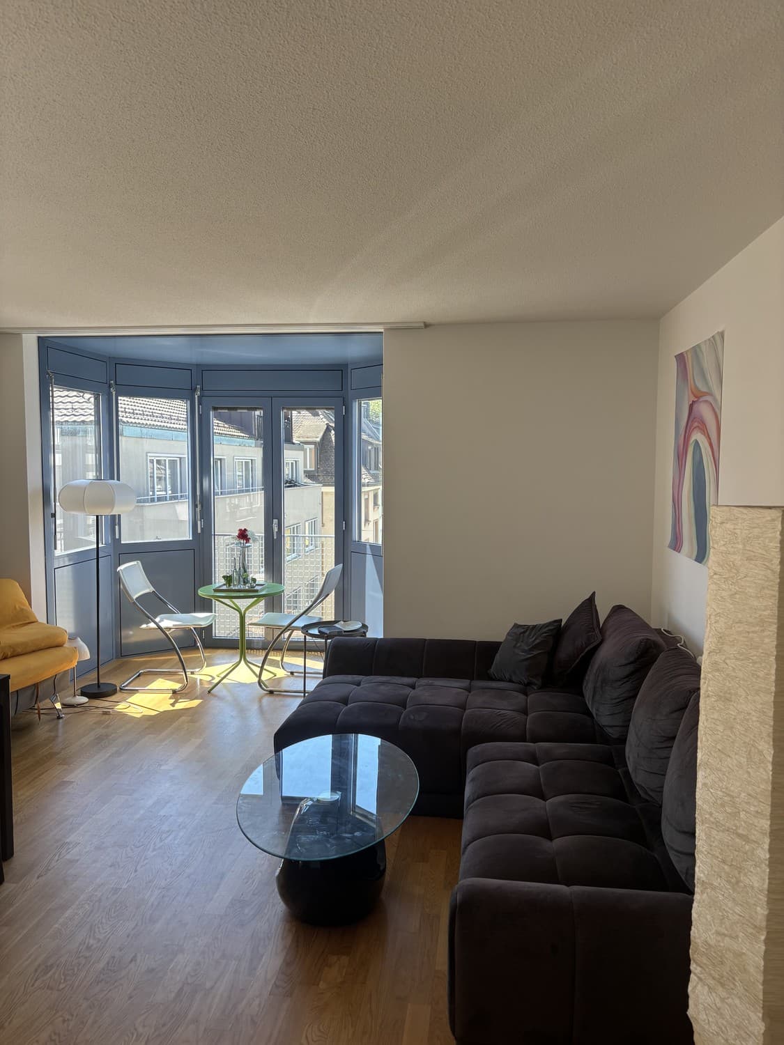 ROOM FOR RENT in a lively and international flat in 8004 (Sept 1st move-in)