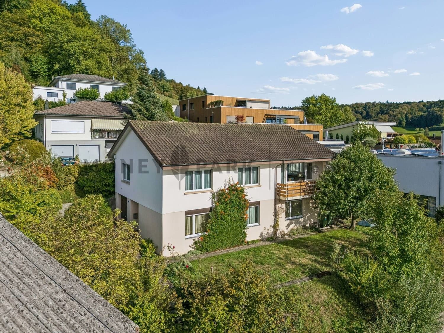 7.5-Zimmer-Einfamilienhaus mit unverbaubarer Weitsicht