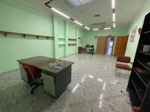 Local comercial en Ensanche-Franciscanos