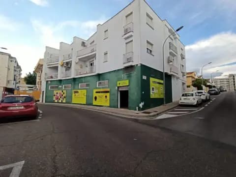 Local comercial en calle de Cuba
