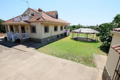 Chalet en Campo Mane